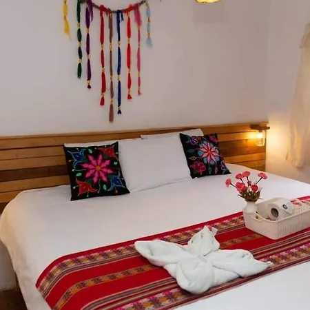 Hostal Deyvis House Saphi